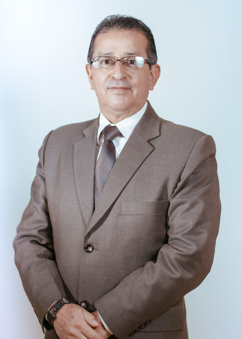 Dr Washington Wilfrido Montaño Correa.